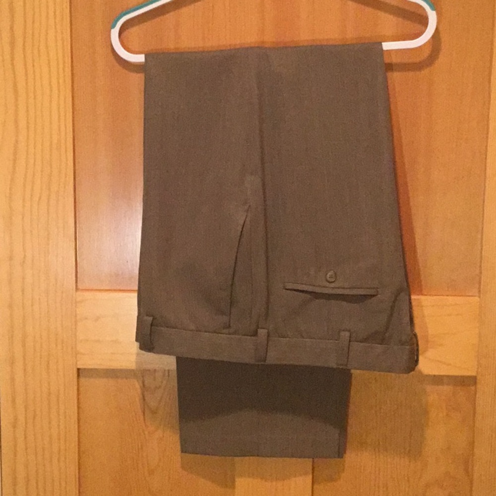 Hagger Men’s Dress/Casual Pants (New)